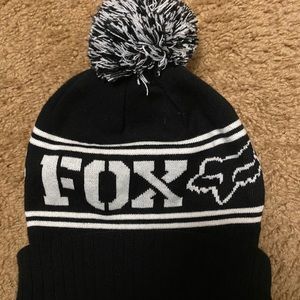Women’s fox beanie